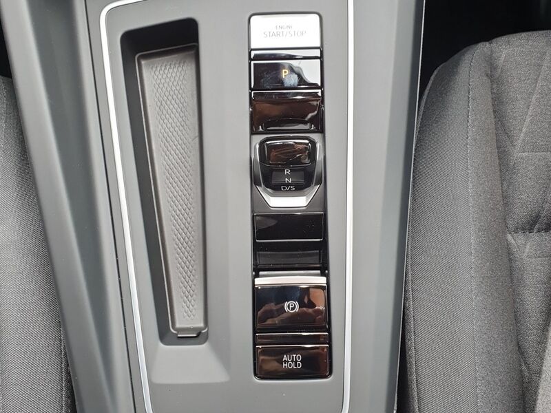 More views of Volkswagen Golf