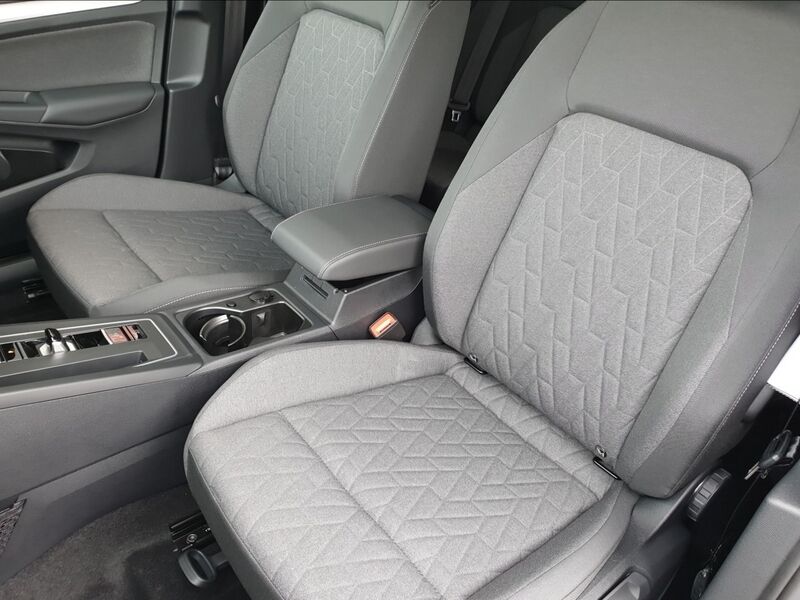 More views of Volkswagen Golf