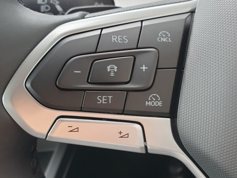 More views of Volkswagen Golf