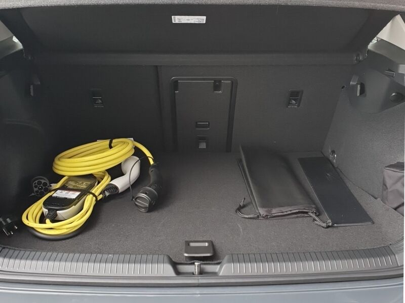 More views of Volkswagen Golf