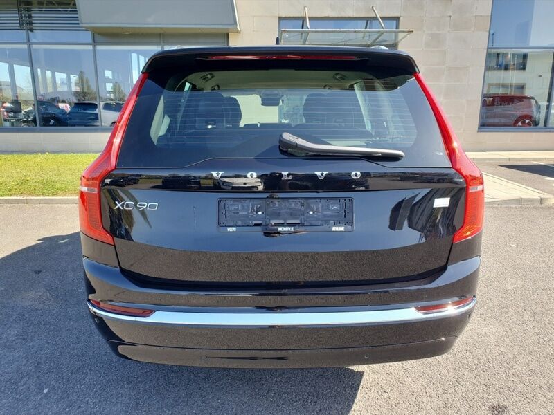 More views of Volvo XC90