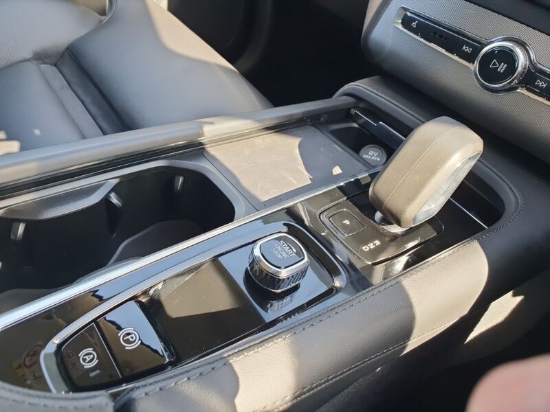 More views of Volvo XC90