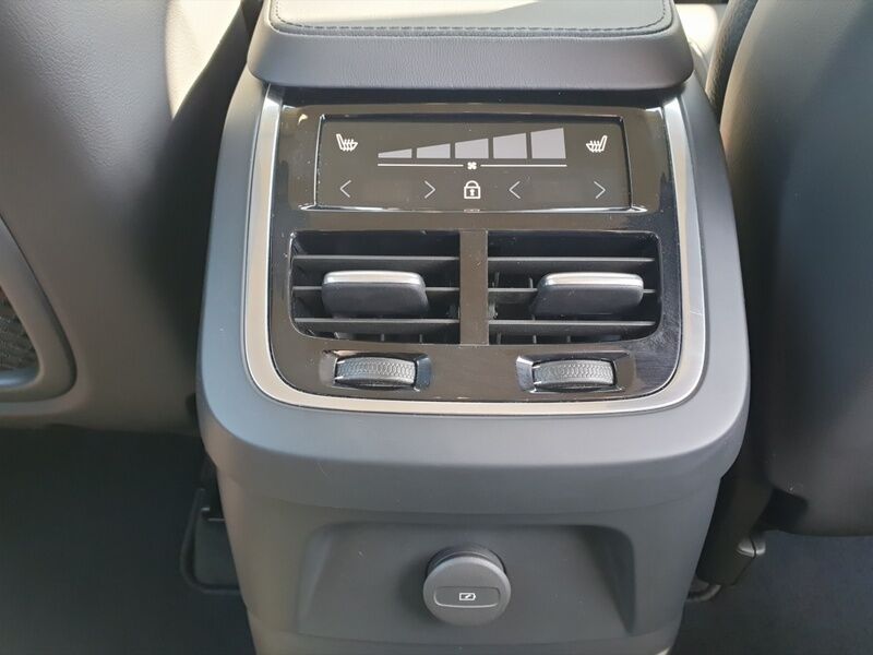 More views of Volvo XC90