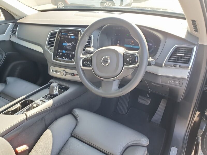 More views of Volvo XC90