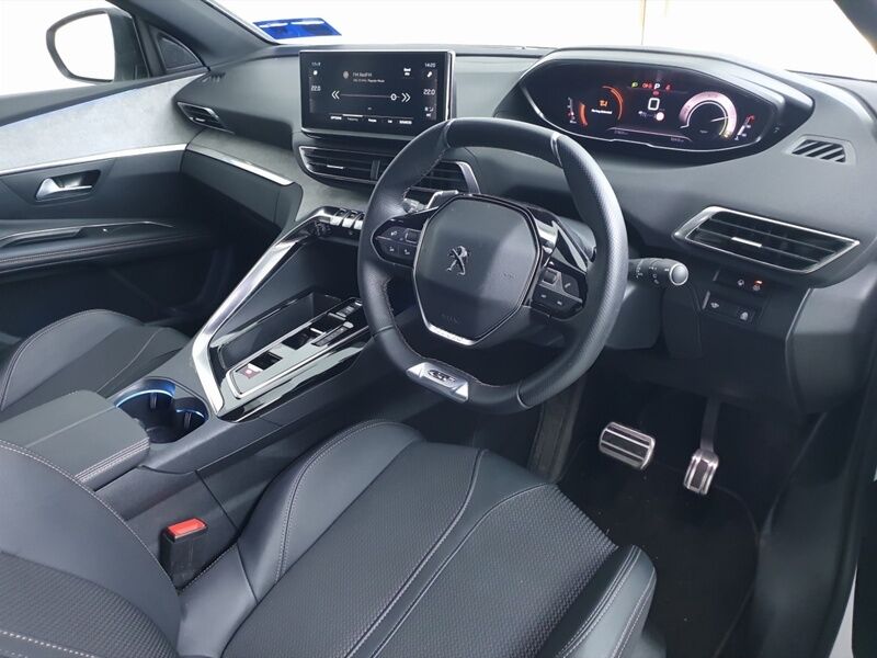 More views of Peugeot 3008