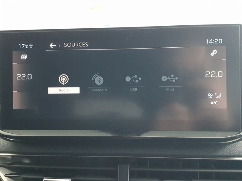 More views of Peugeot 3008