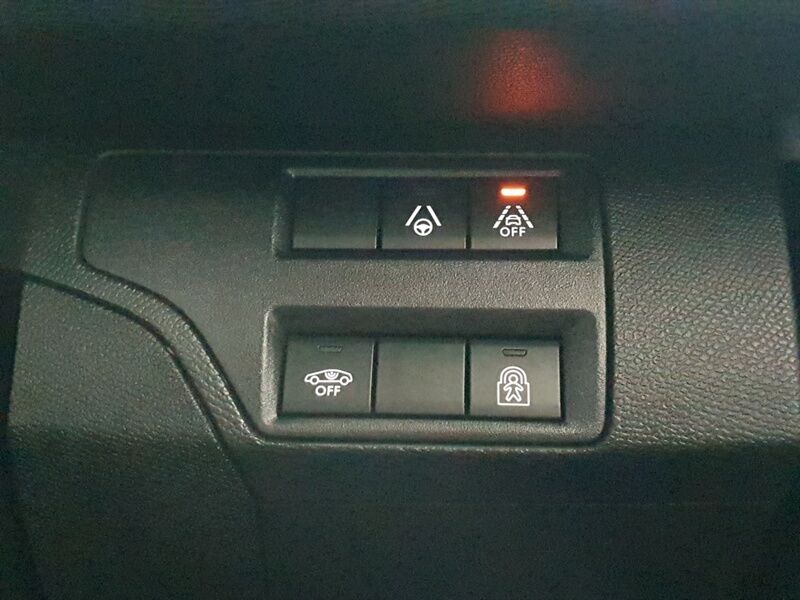 More views of Peugeot 3008