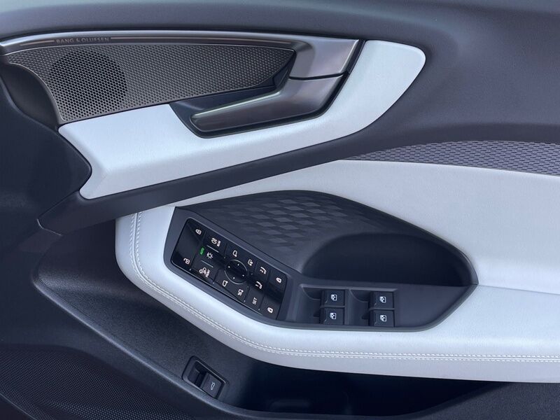 More views of Audi A5