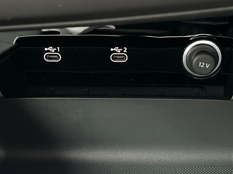 More views of Audi A6 Avant e-tron