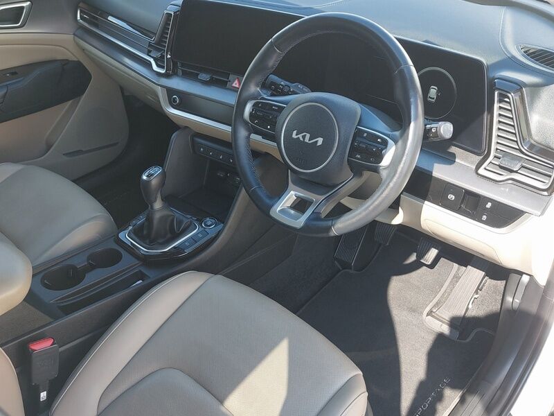 More views of Kia Sportage