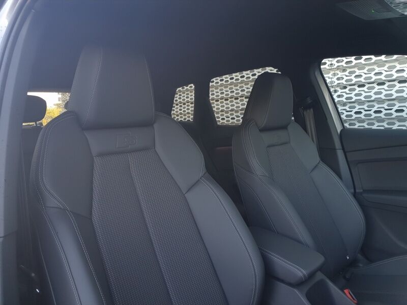 More views of Audi Q4 e-tron