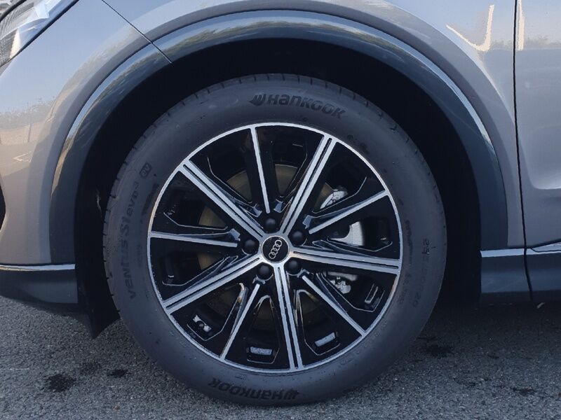 More views of Audi Q4 e-tron