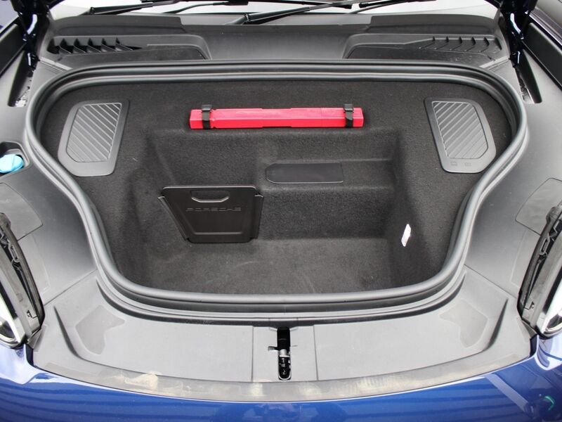 More views of Porsche Macan