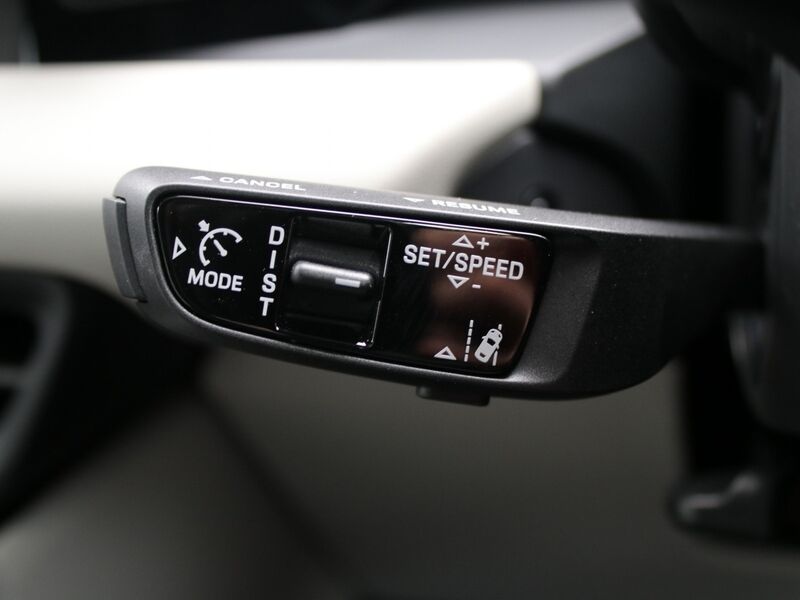 More views of Porsche Macan