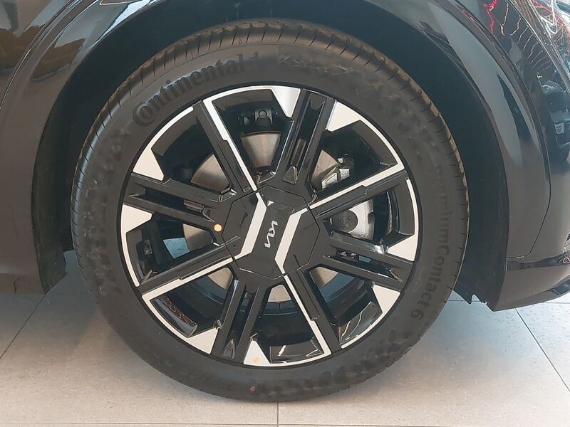 More views of Kia EV6