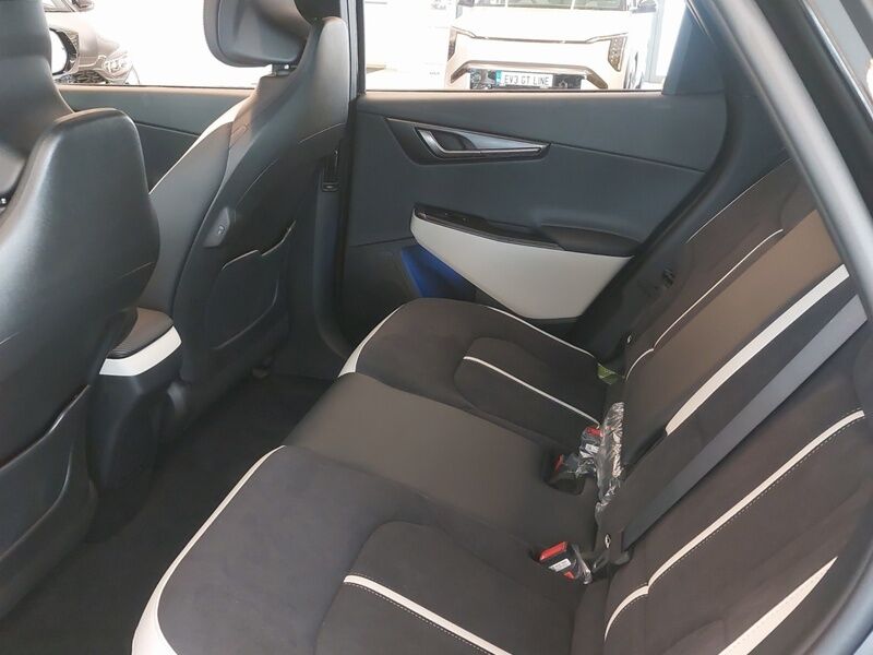 More views of Kia EV6