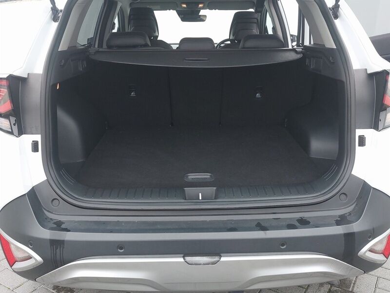 More views of Kia Sportage