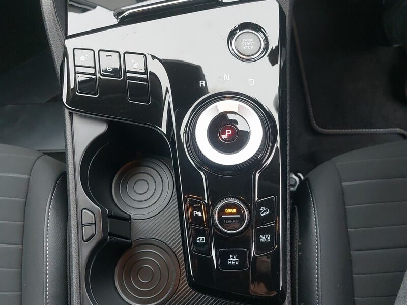 More views of Kia Sportage