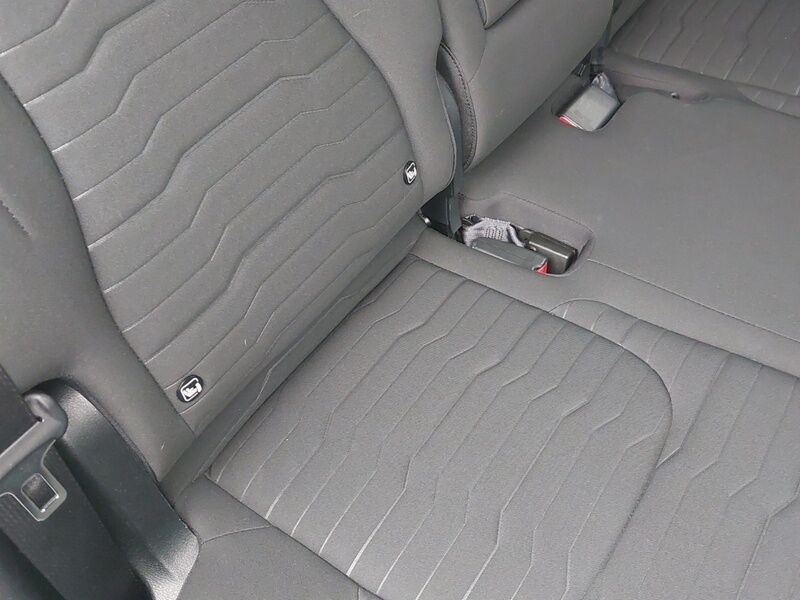 More views of Kia Sportage