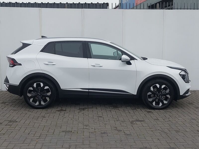 More views of Kia Sportage