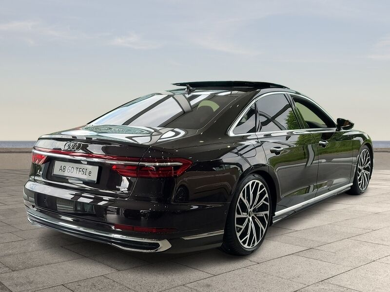 More views of Audi A8