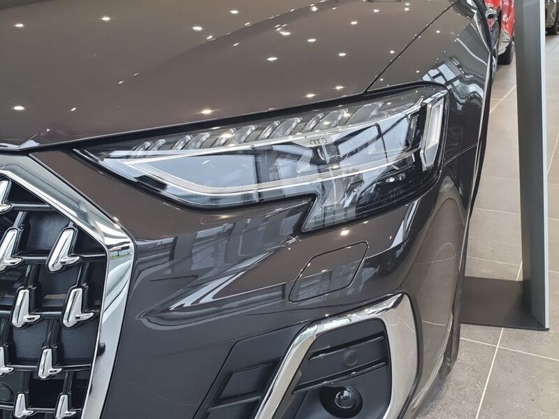 More views of Audi A8