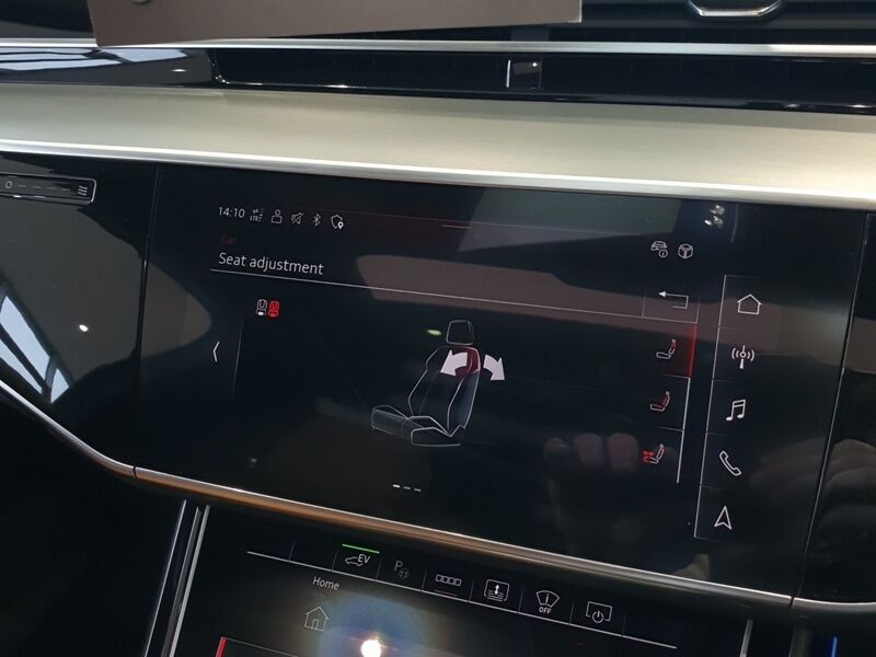 More views of Audi A8