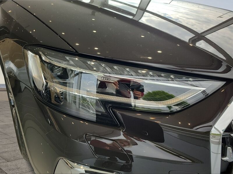 More views of Audi A8