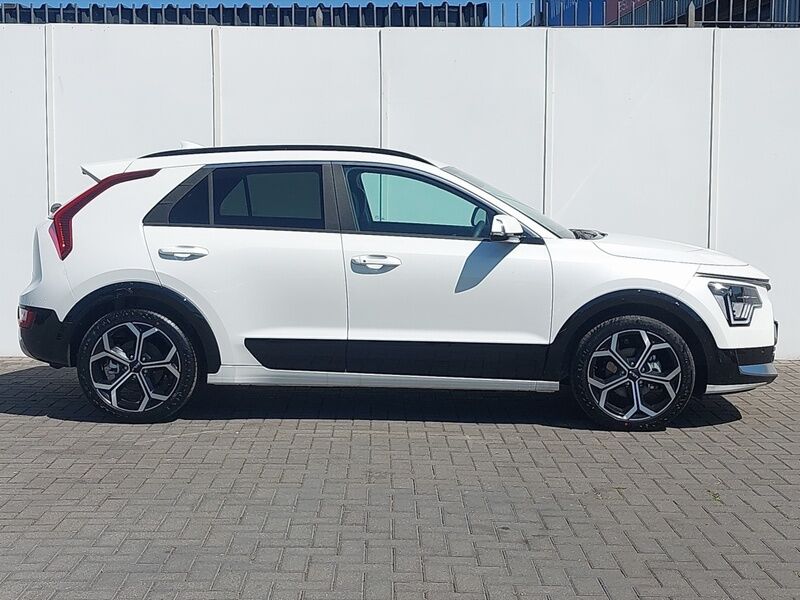 More views of Kia Niro