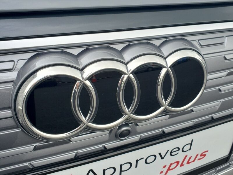 More views of Audi Q4 e-tron