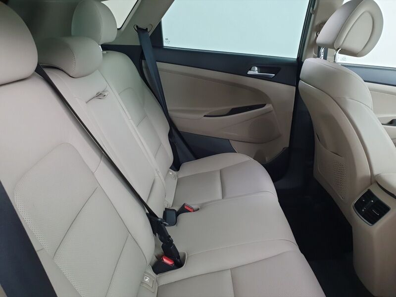 More views of Hyundai Tucson