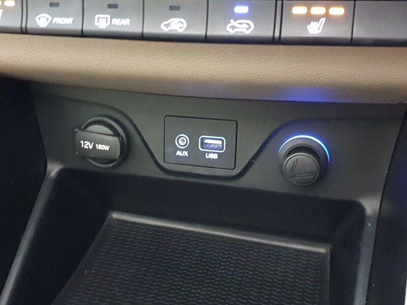 More views of Hyundai Tucson