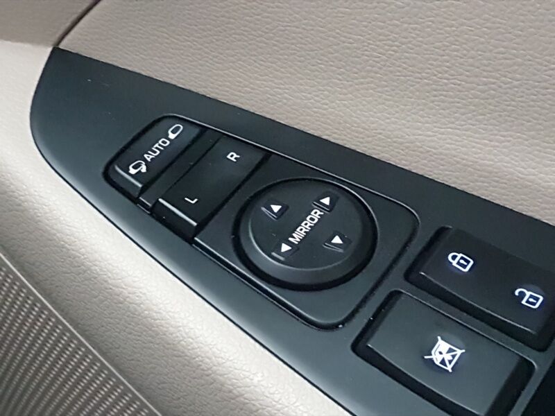 More views of Hyundai Tucson