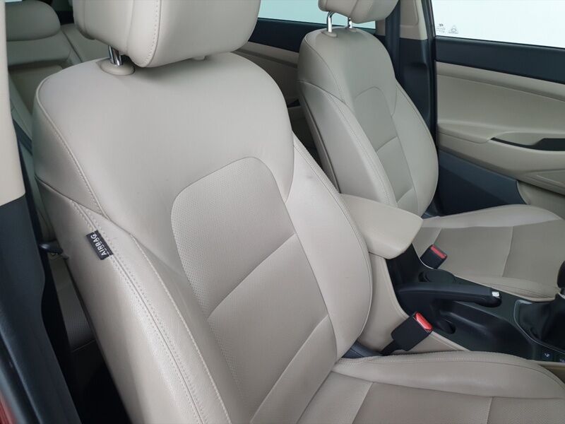 More views of Hyundai Tucson