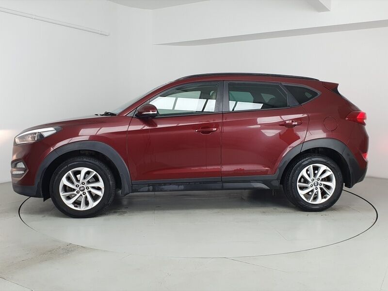More views of Hyundai Tucson