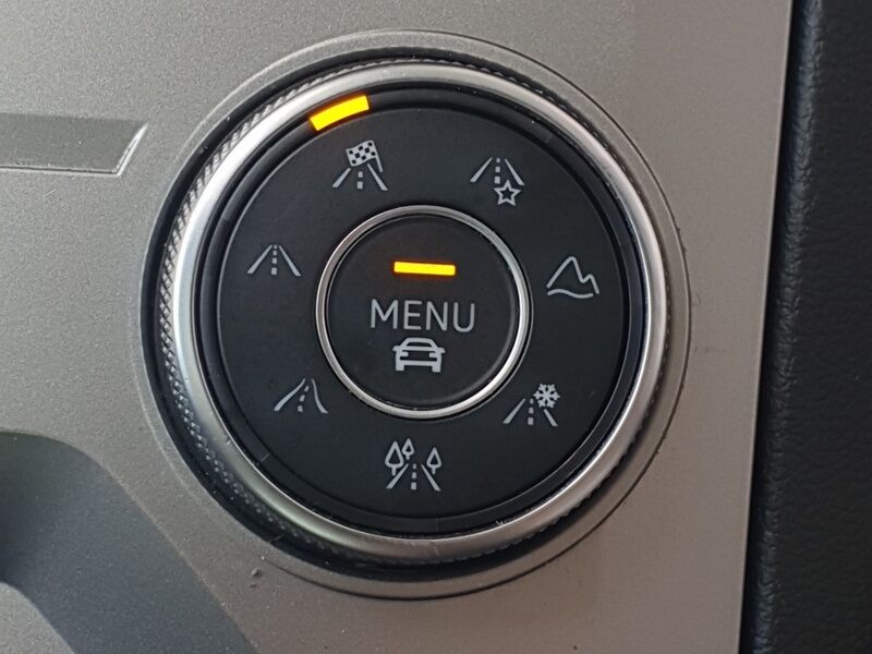 More views of Volkswagen Touareg