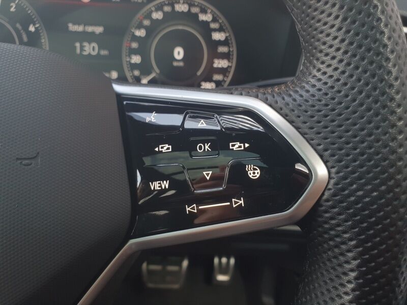 More views of Volkswagen Touareg