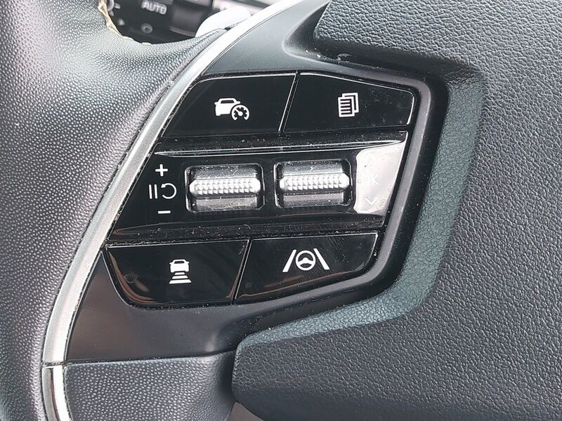 More views of Kia EV6