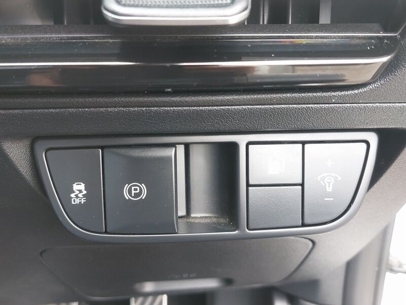 More views of Kia EV6