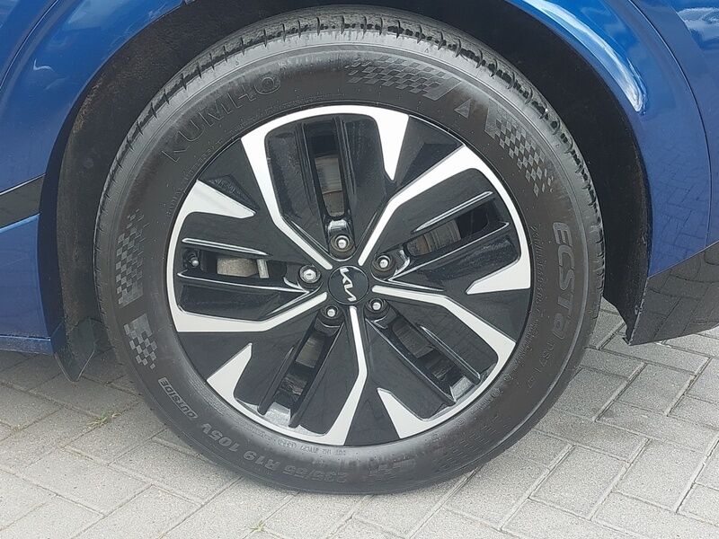 More views of Kia EV6