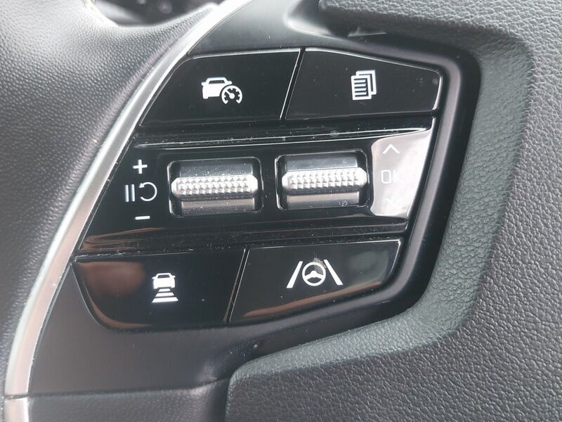 More views of Kia EV6