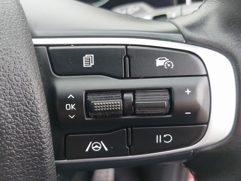 More views of Kia Sportage