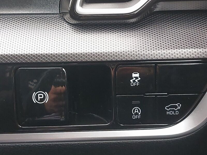 More views of Kia Sportage