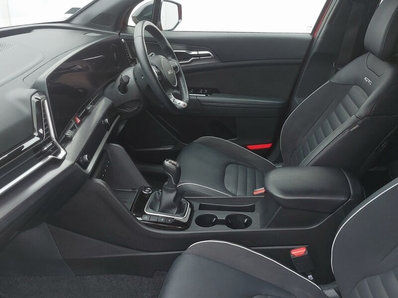 More views of Kia Sportage