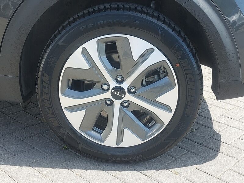 More views of Kia e-Niro