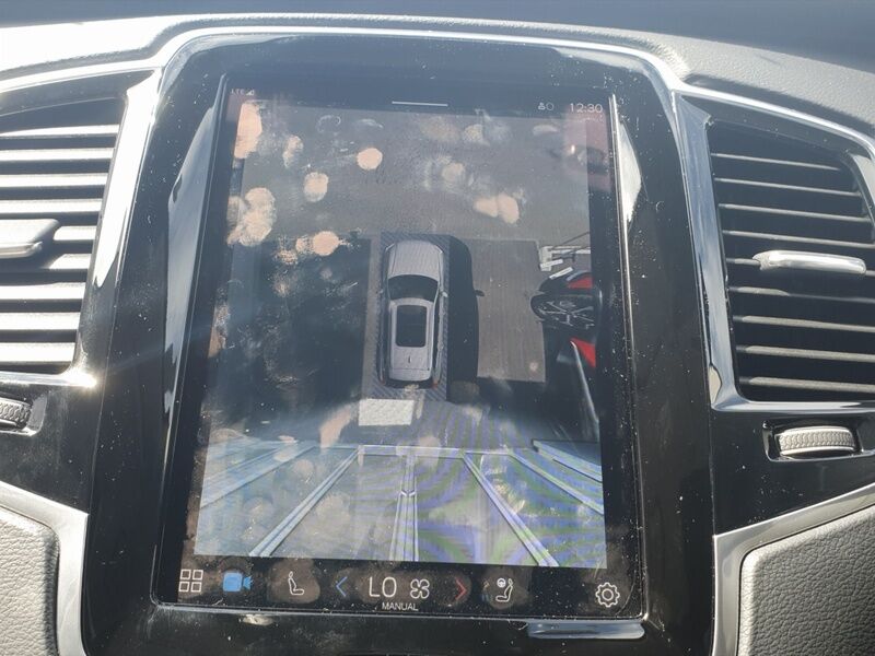 More views of Volvo XC90