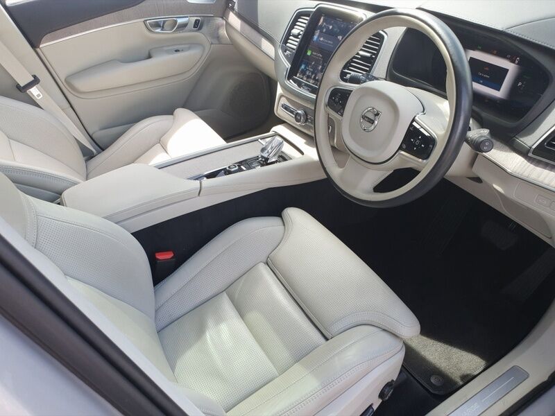 More views of Volvo XC90