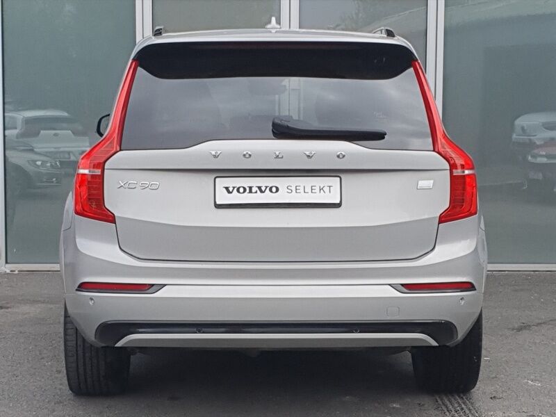 More views of Volvo XC90