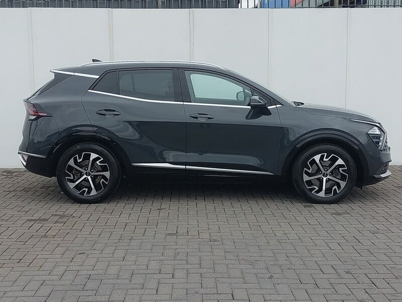 More views of Kia Sportage