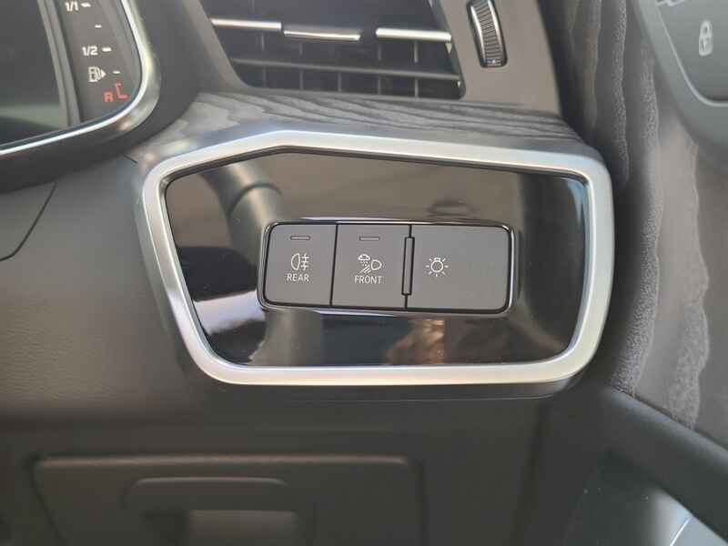 More views of Audi A6